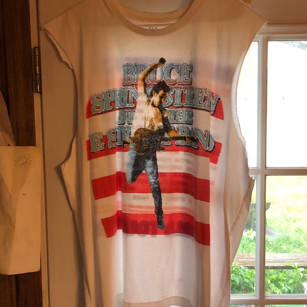 GAP White Bruce Springsteen Graphic Muscle Tee with Red Stripes